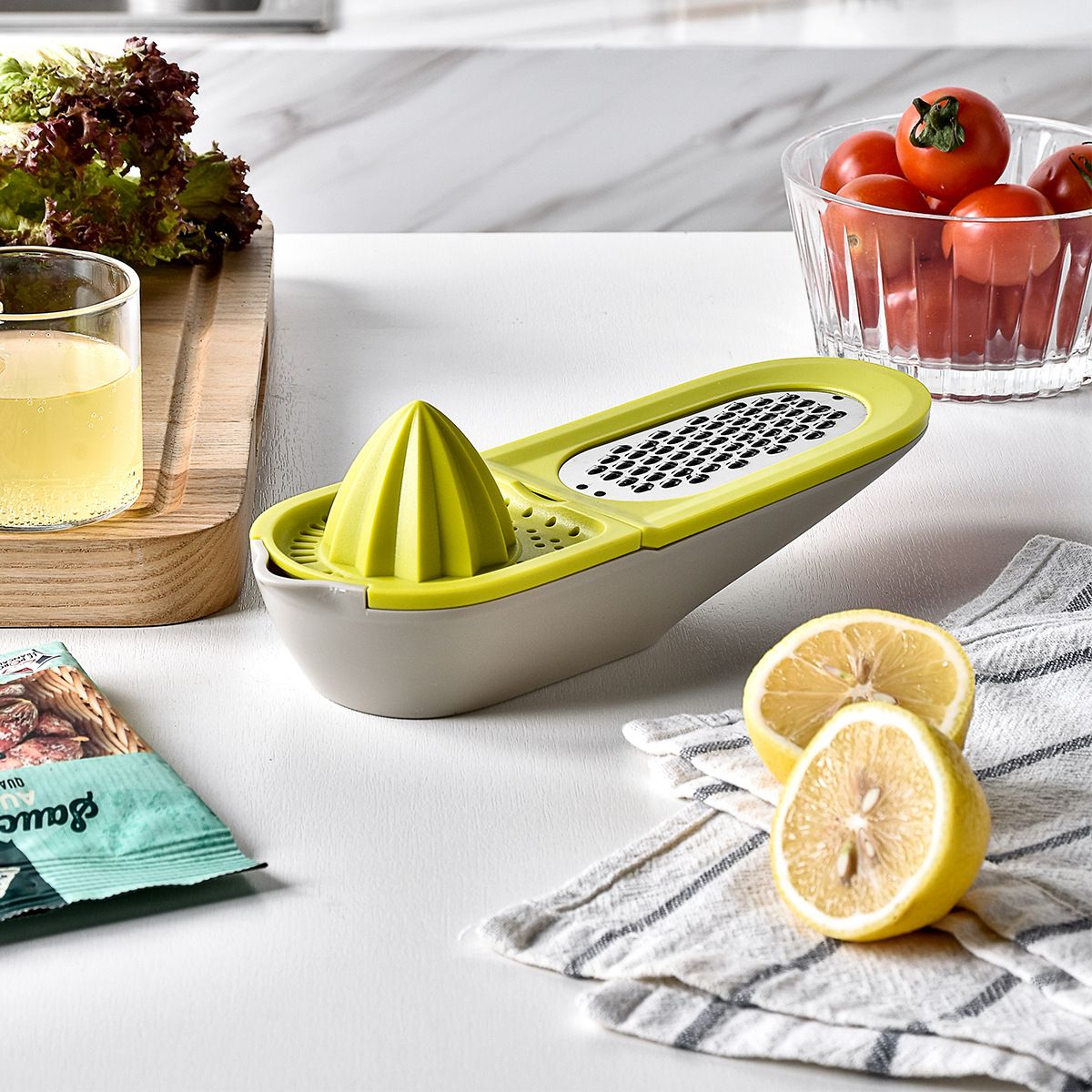2-in-1 Manual Lemon Squeezer & Grater